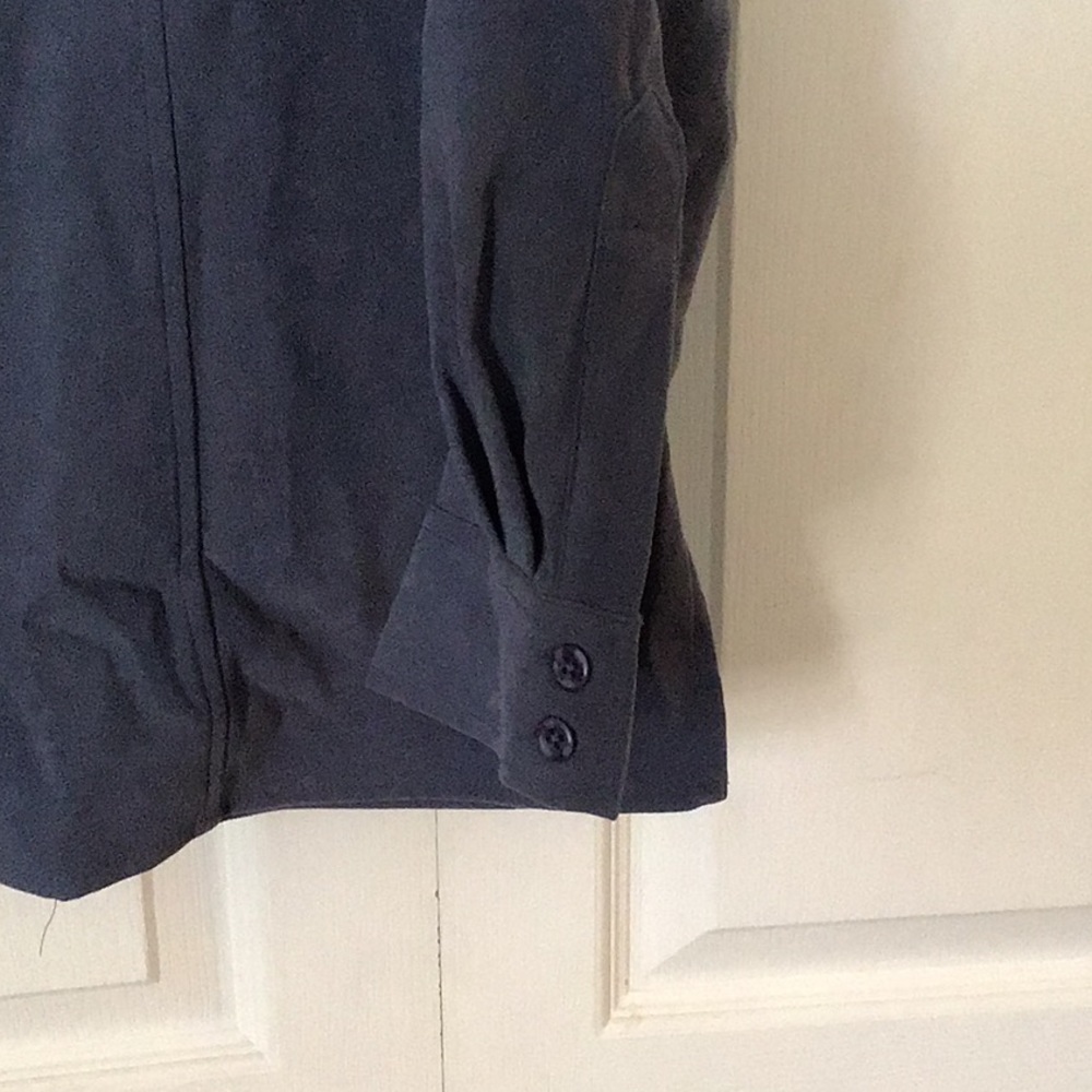 Shirt - Picture 4 of 4